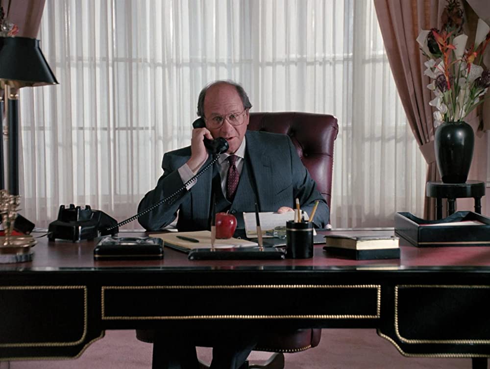 悪女の構図の画像