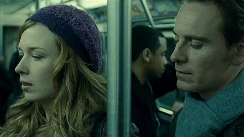 「SHAME シェイム」マイケル・ファスベンダー & Lucy Waltersの画像