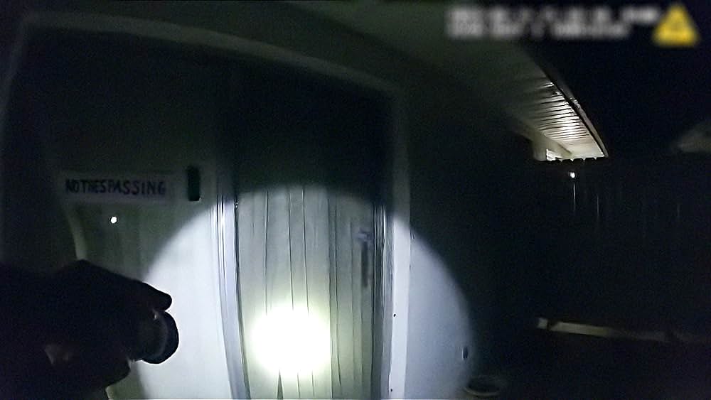 パーフェクト・ネイバー: 正当防衛法はどこへ向かうのかの画像