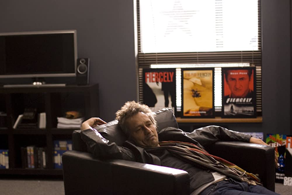 トラブル・イン・ハリウッドの画像