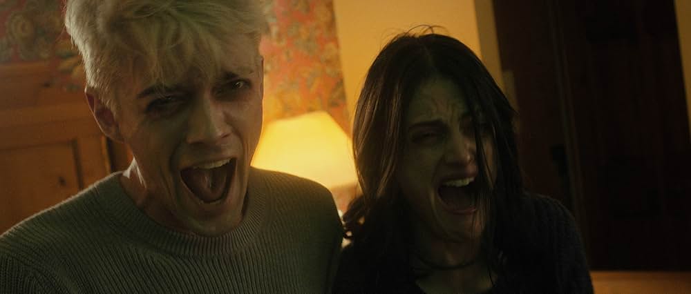 恐怖館 ナイト・アット・ザ・イーグルインの写真