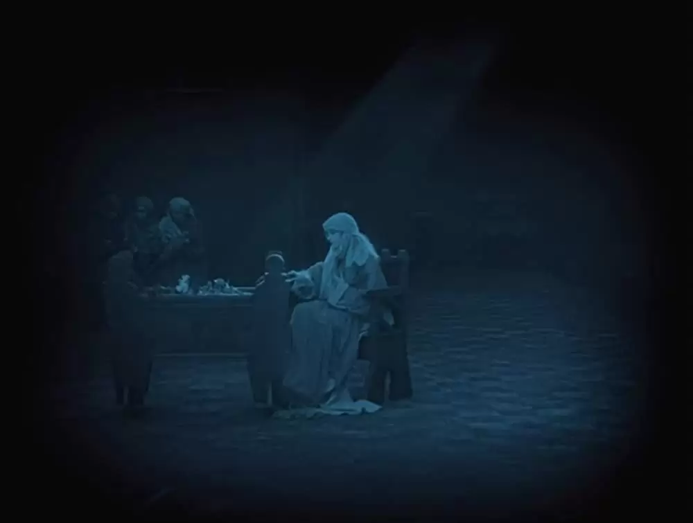 「イントレランス」リリアン・ギッシュの画像