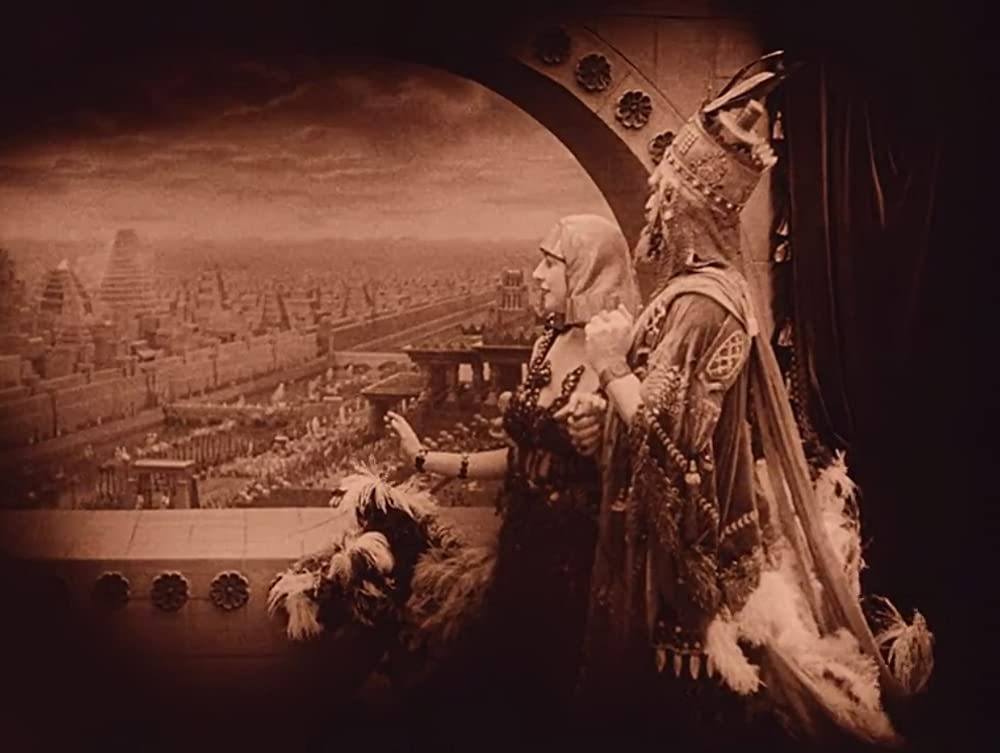 イントレランスの画像