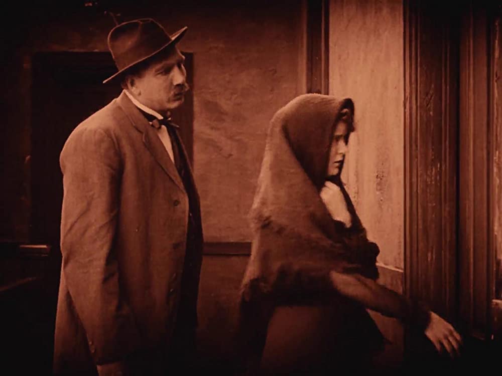 イントレランスの画像