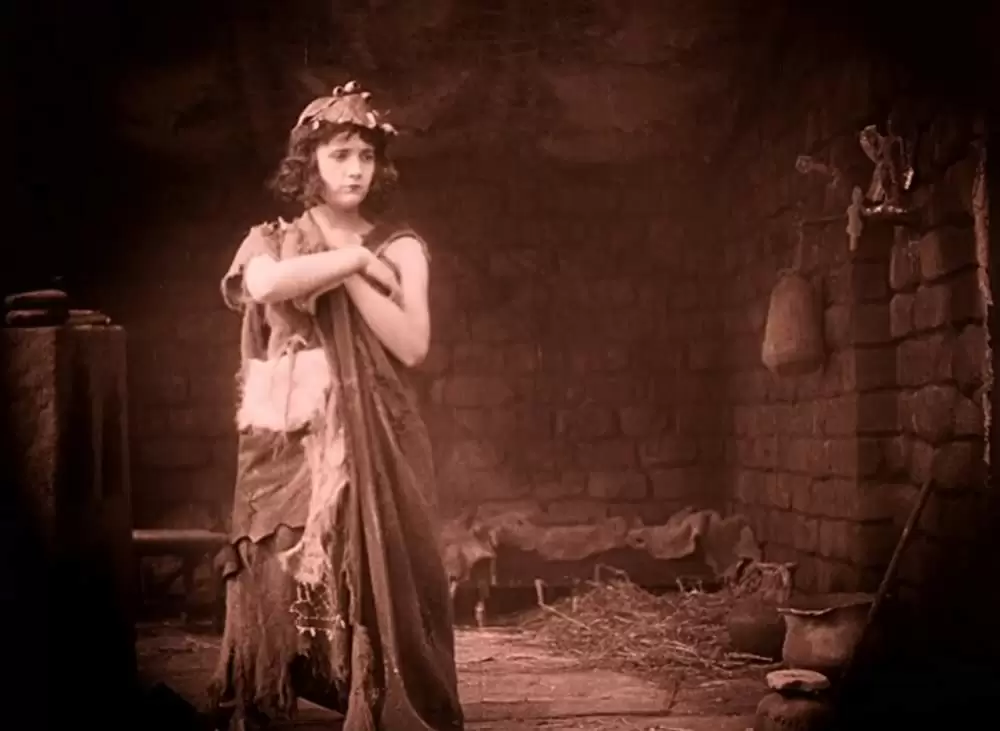 イントレランスの画像