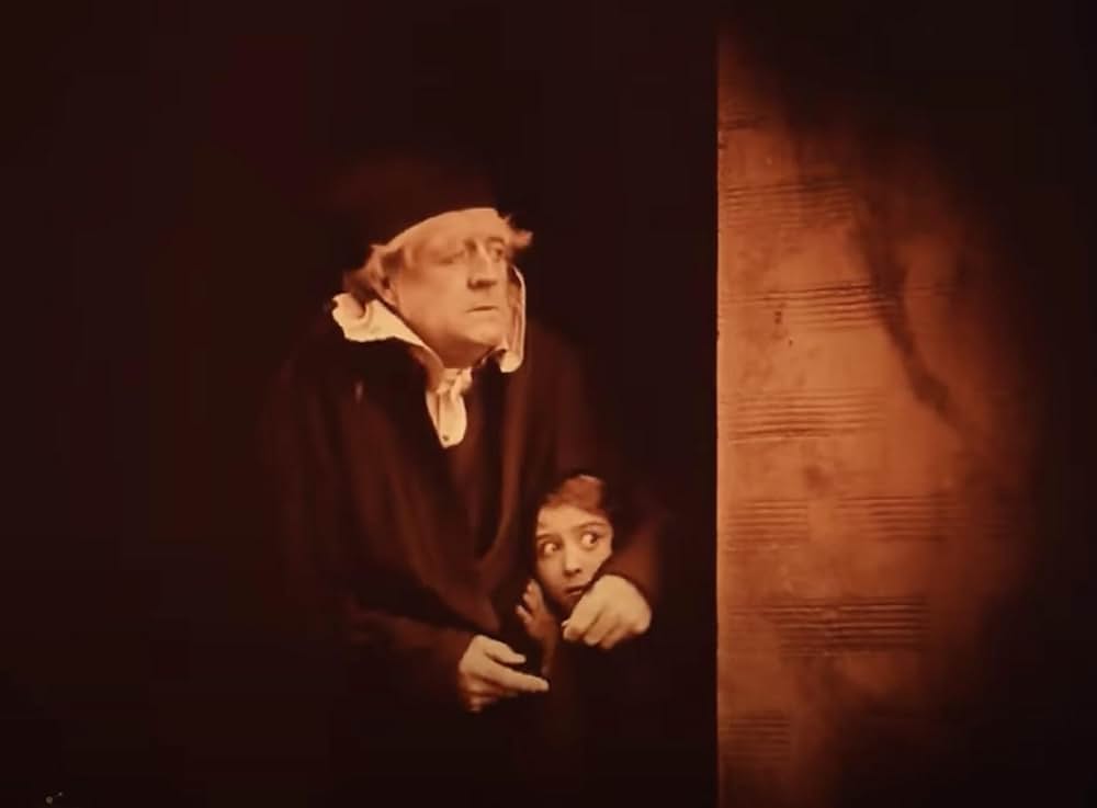 イントレランスの画像