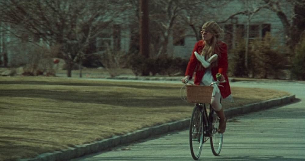 The People Next Door（原題）の写真