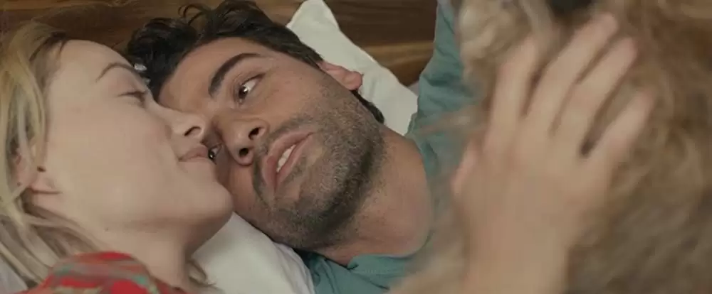 「ライフ・イットセルフ 未来に続く物語」オスカー・アイザック & オリビア・ワイルドの画像