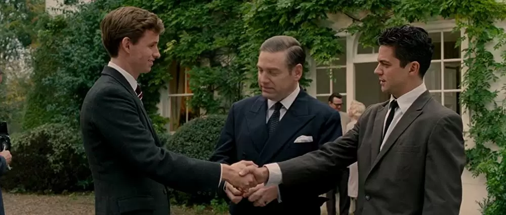 「マリリン 7日間の恋」ケネス・ブラナー & ドミニク・クーパー & エディ・レッドメインの画像