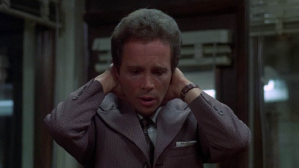 Man on a Swing（原題）の画像