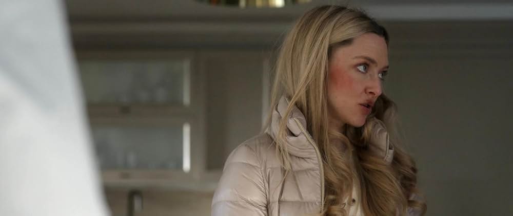 The Housemaid（原題）の画像