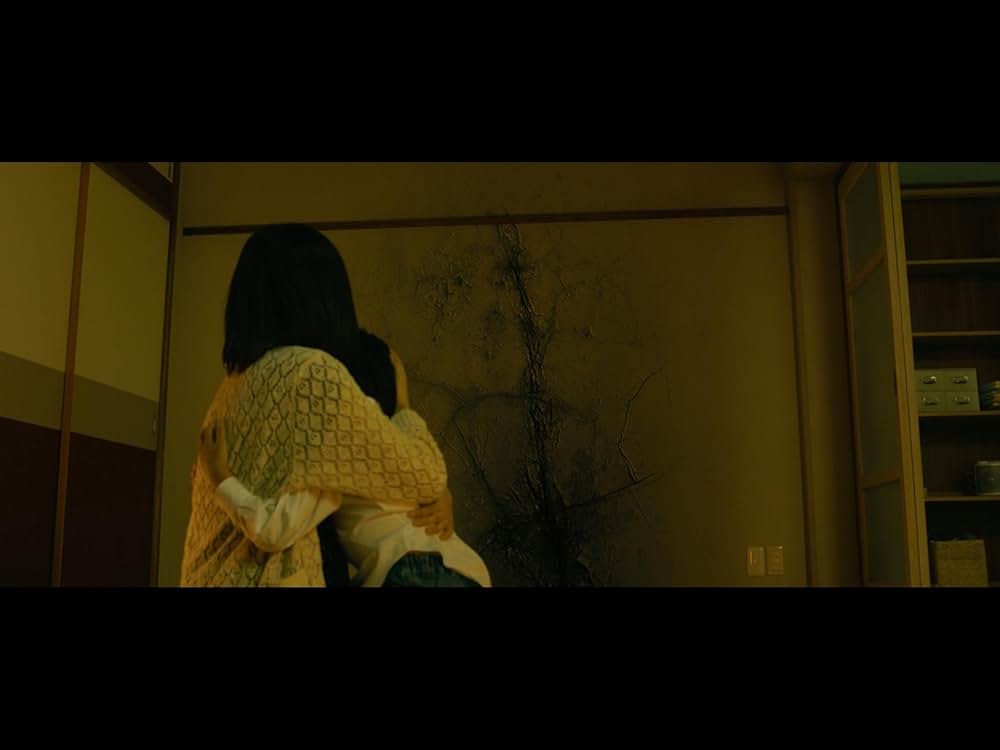 クロユリ団地の画像