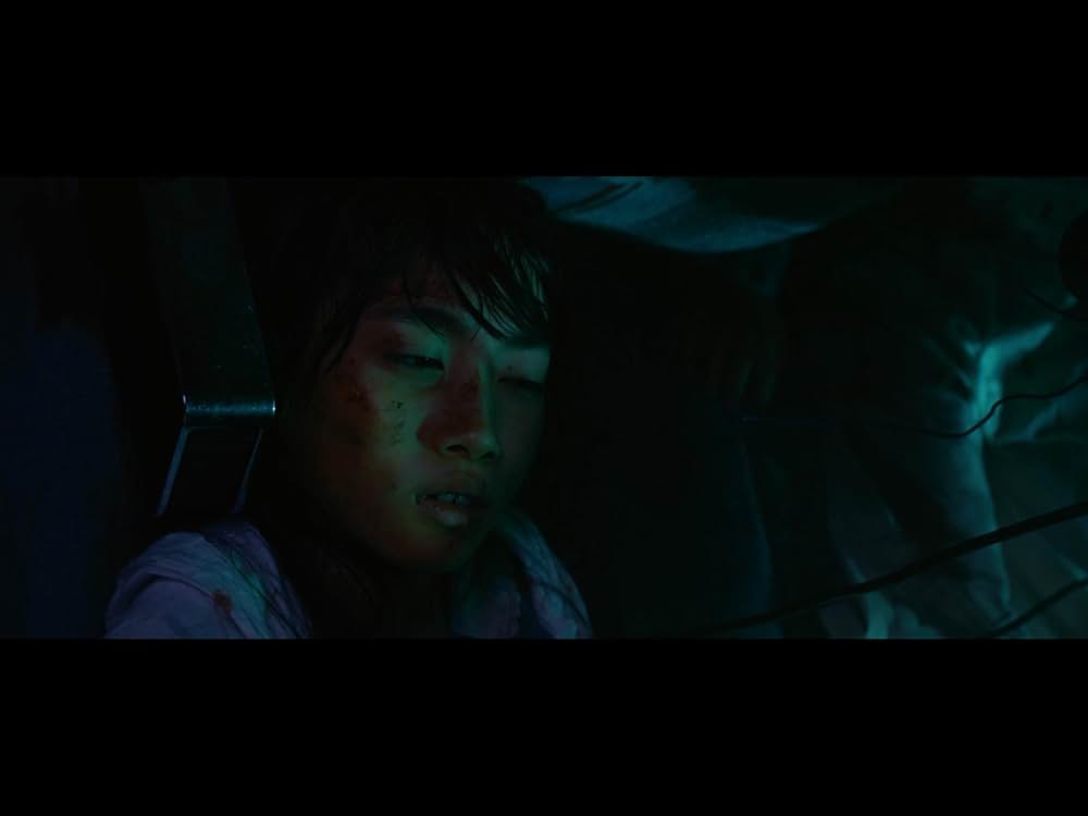 クロユリ団地の画像