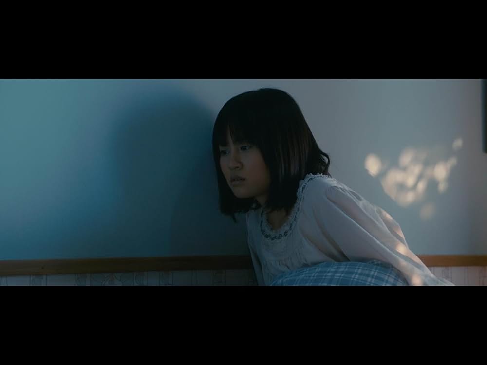 クロユリ団地の画像