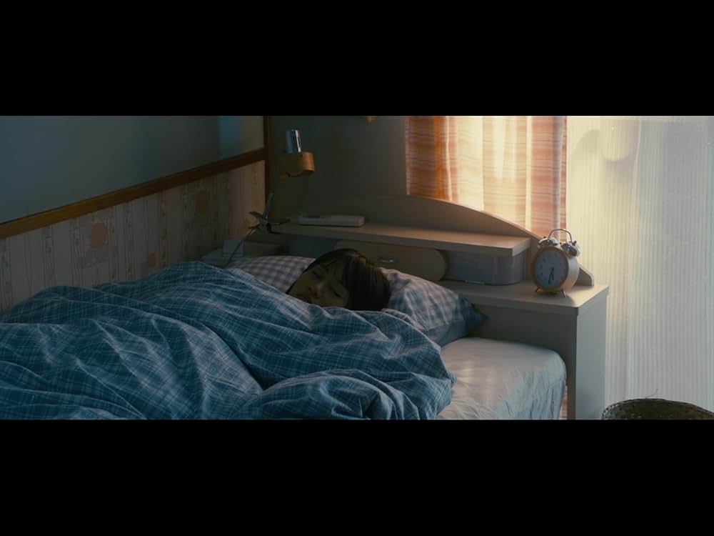 クロユリ団地の画像