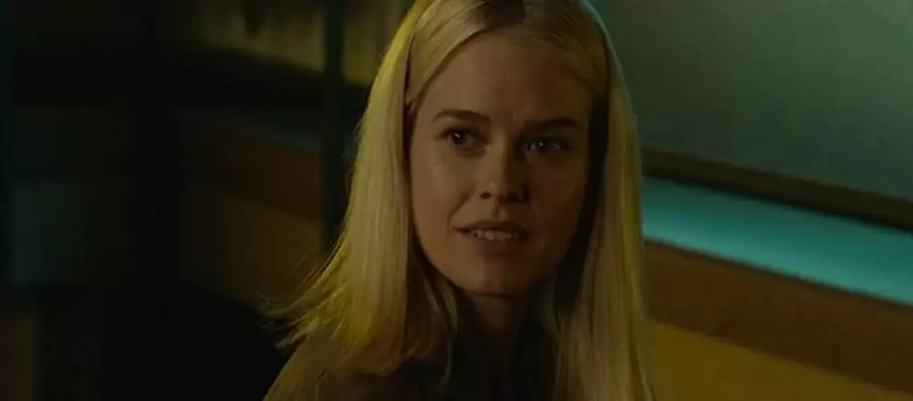 「500ページの夢の束」アリス・イブの画像