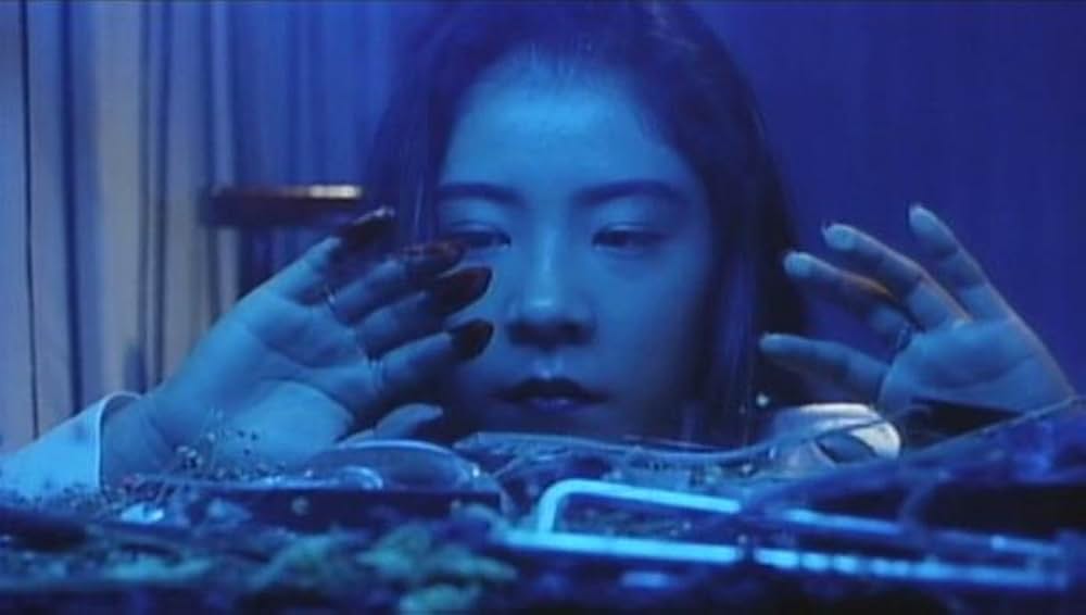 レズビアンレイプ 甘い蜜汁の画像