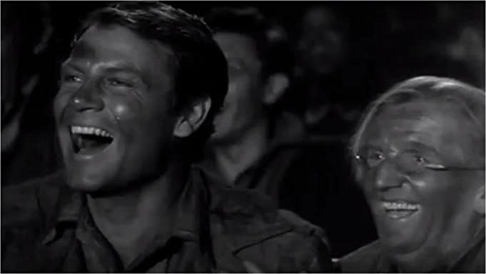 暗黒への転落の画像