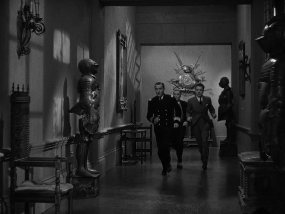 青い部屋の画像