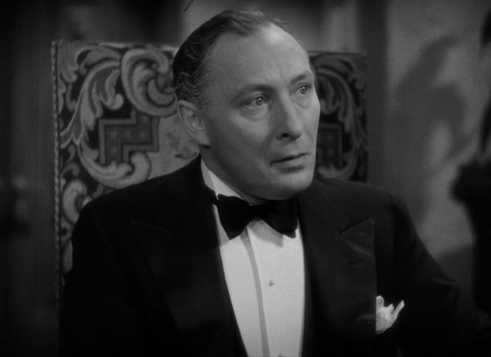 青い部屋の画像