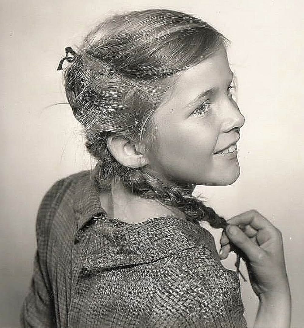 キャベツ畑のおばさんの画像