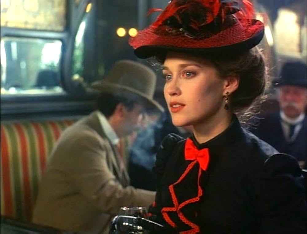 エリーネ・フェーレの画像