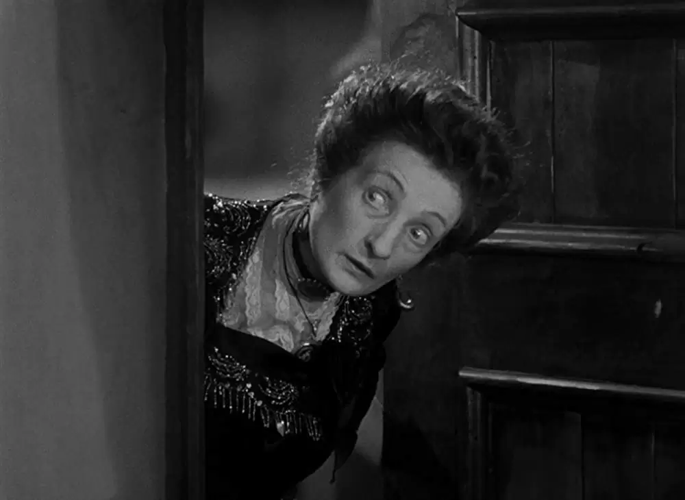 「透明人間」ウナ・オコナーの画像