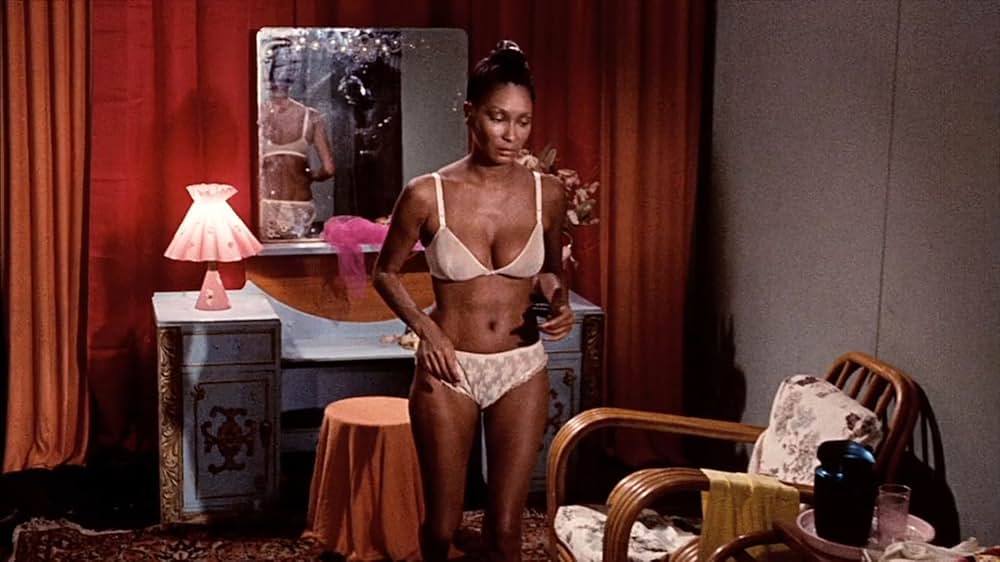 Night of the Cobra Woman（原題）の画像