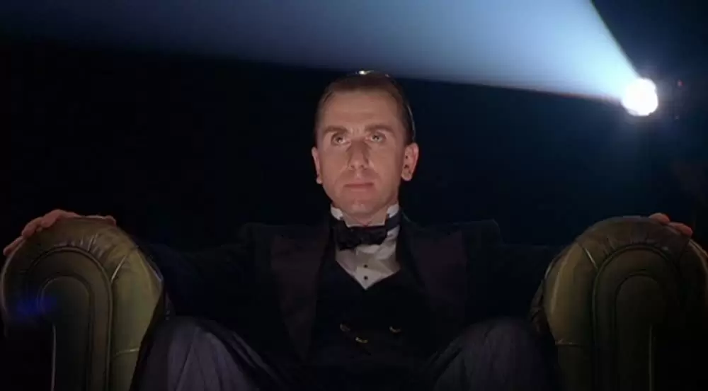 「神に選ばれし無敵の男」ティム・ロスの画像