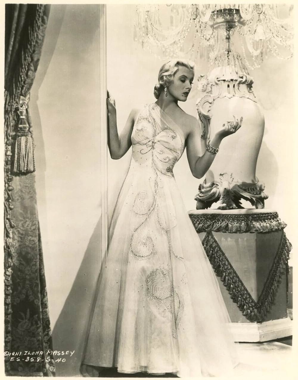 International Lady（原題）の画像