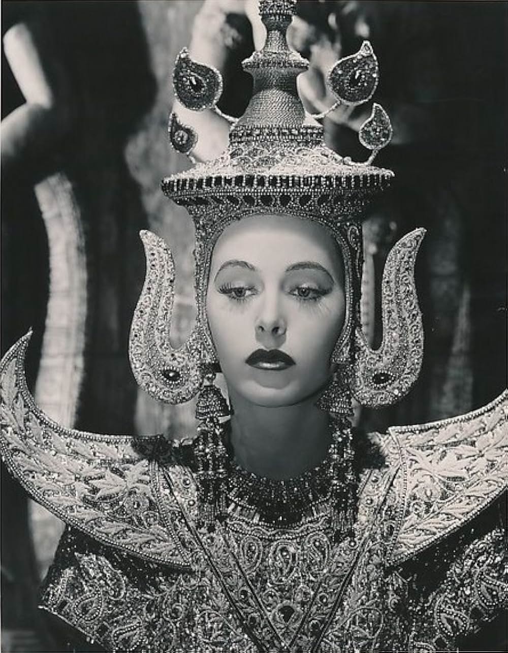 Lady of the Tropics（原題）の写真