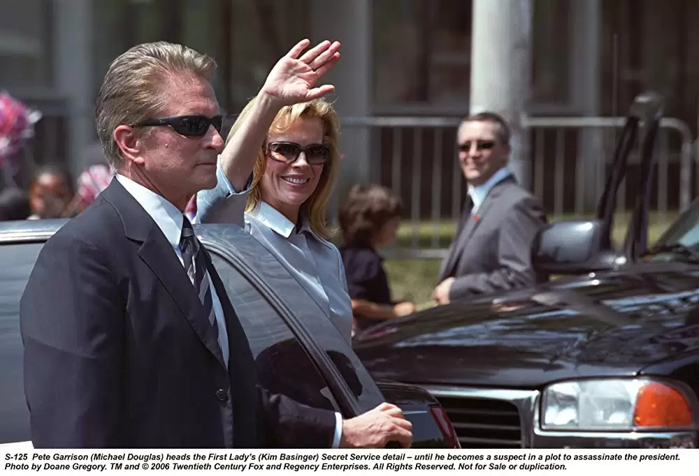 「ザ・センチネル／陰謀の星条旗」キム・ベイシンガー & マイケル・ダグラスの画像