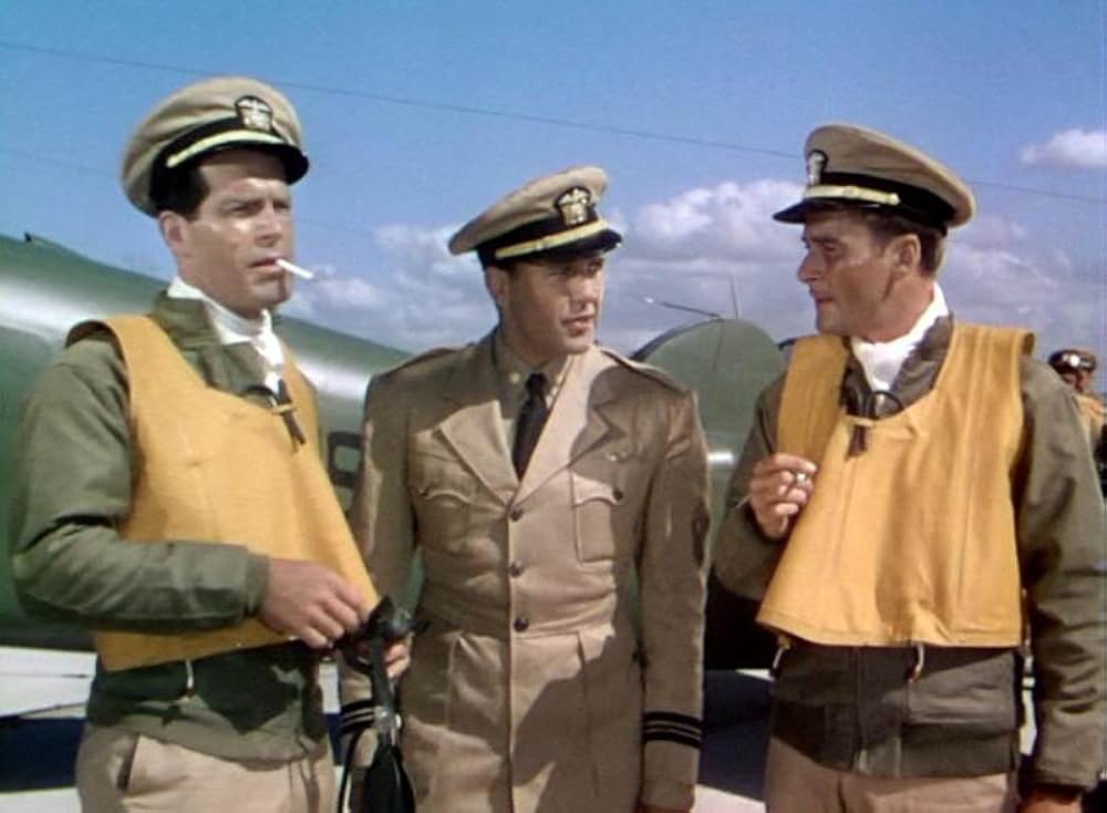 急降下爆撃機の画像