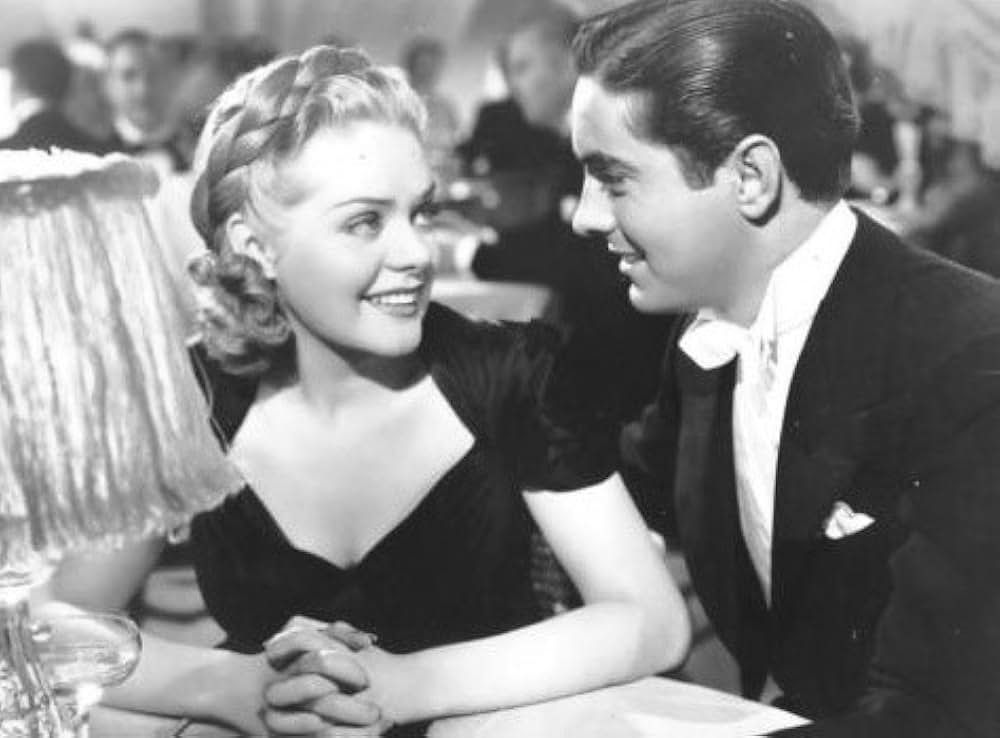 ワシントン広場の薔薇の画像