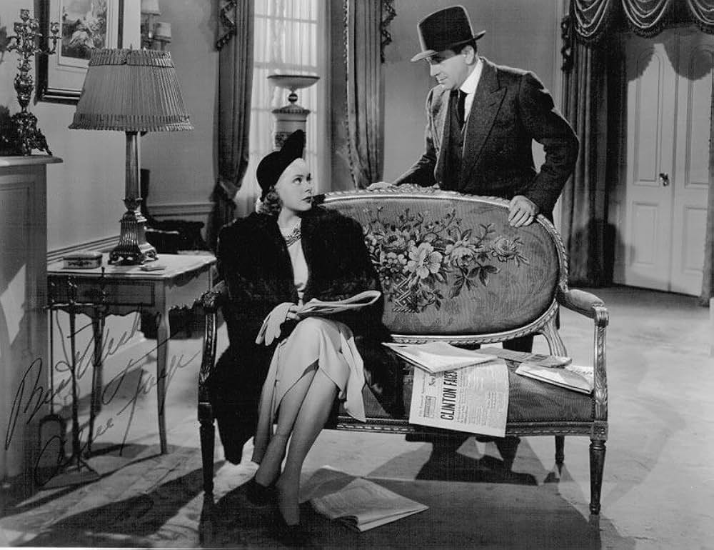 ワシントン広場の薔薇の画像