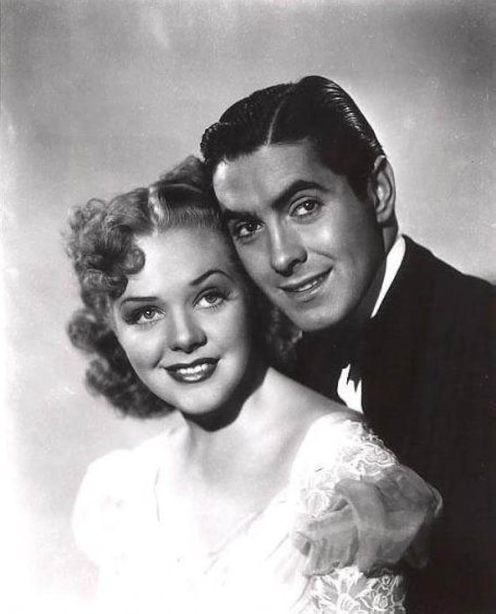 ワシントン広場の薔薇の画像