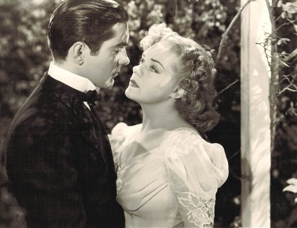 ワシントン広場の薔薇の画像