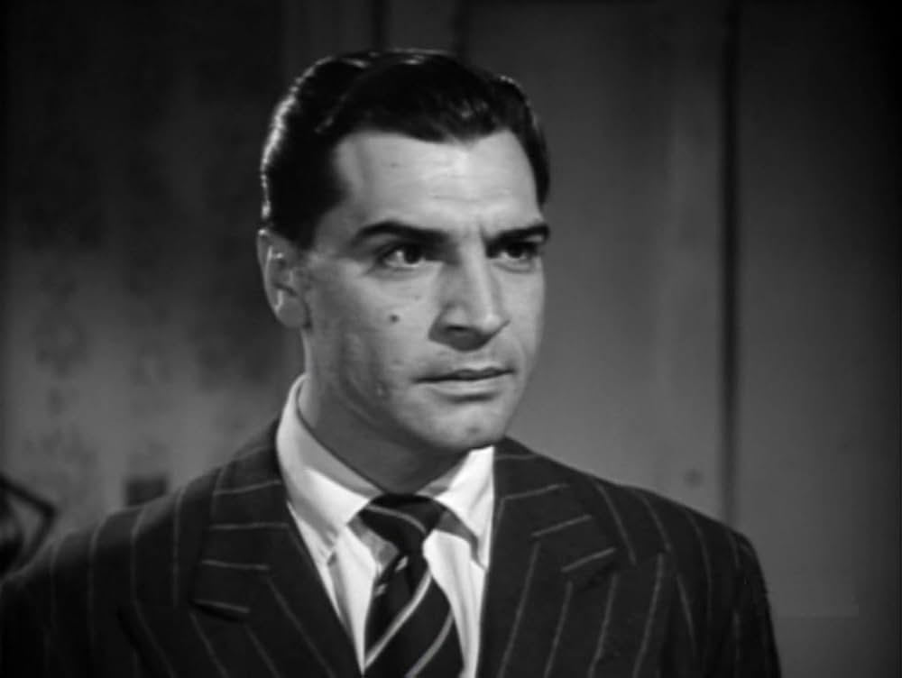 A Gun in His Hand（原題）の画像