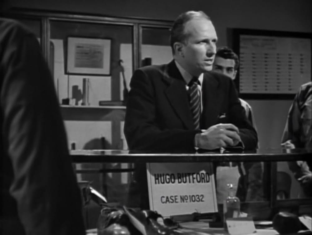 A Gun in His Hand（原題）の画像