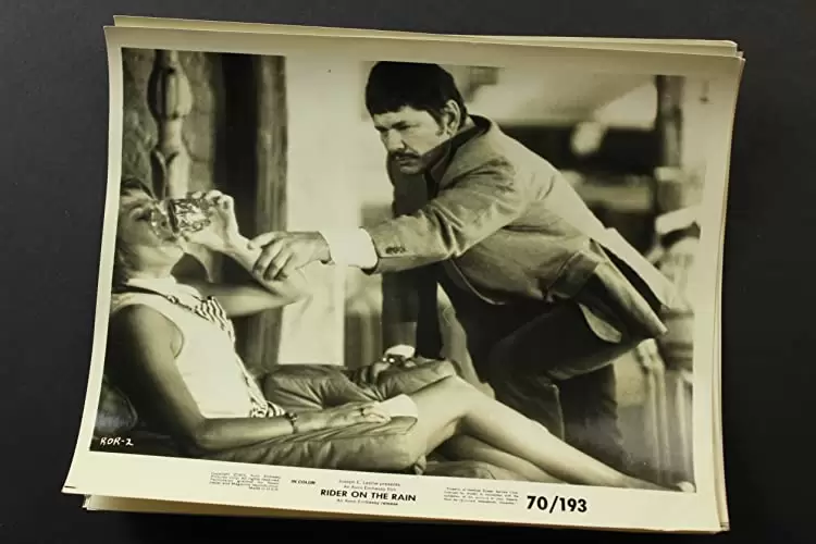 「雨の訪問者」チャールズ・ブロンソン & Marlène Jobertの画像