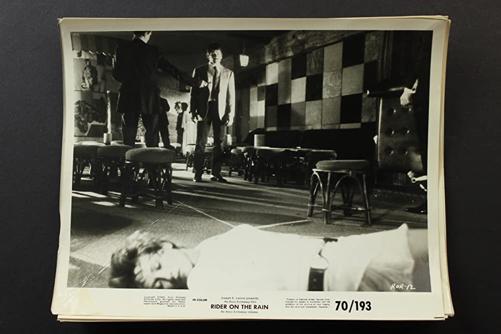 雨の訪問者の画像