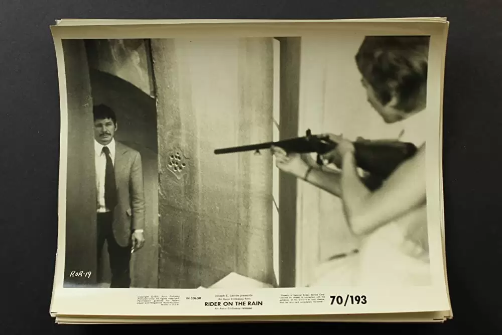 「雨の訪問者」チャールズ・ブロンソン & Marlène Jobertの画像