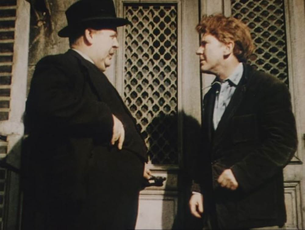 エッフェル塔の男の画像