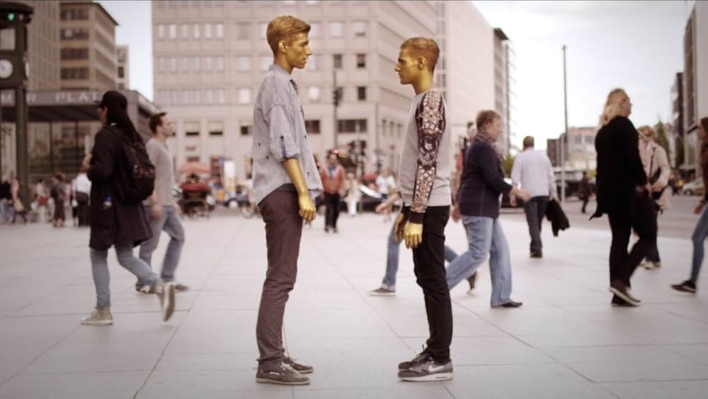 Golden（原題）の画像