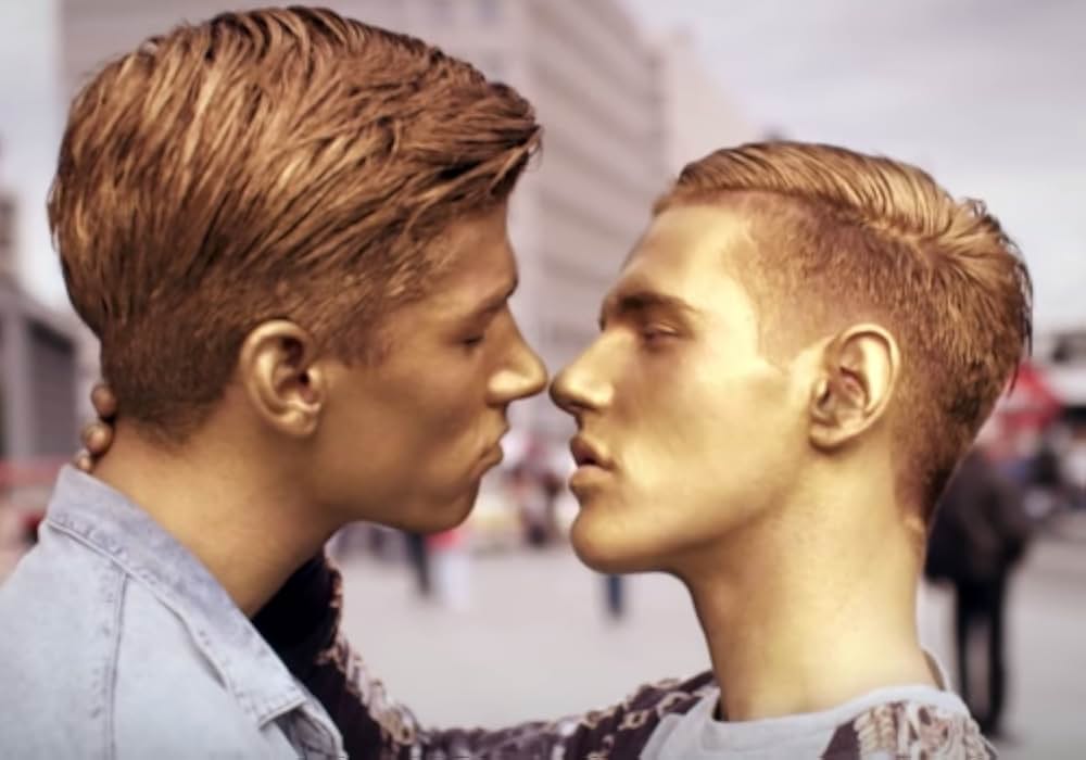 Golden（原題）の画像