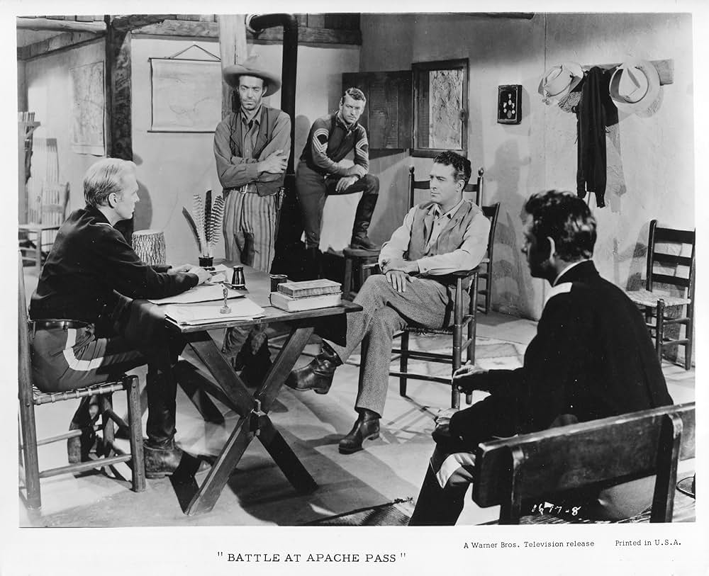 アパッチ峠の闘いの画像