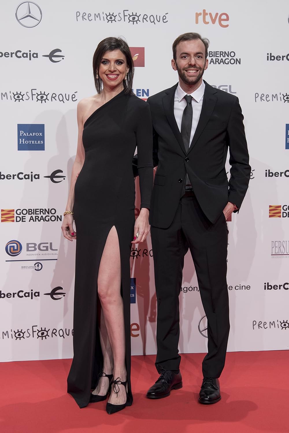 サッドヒルを掘り返せの画像