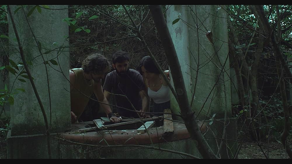 黒い金 Black Goldの画像