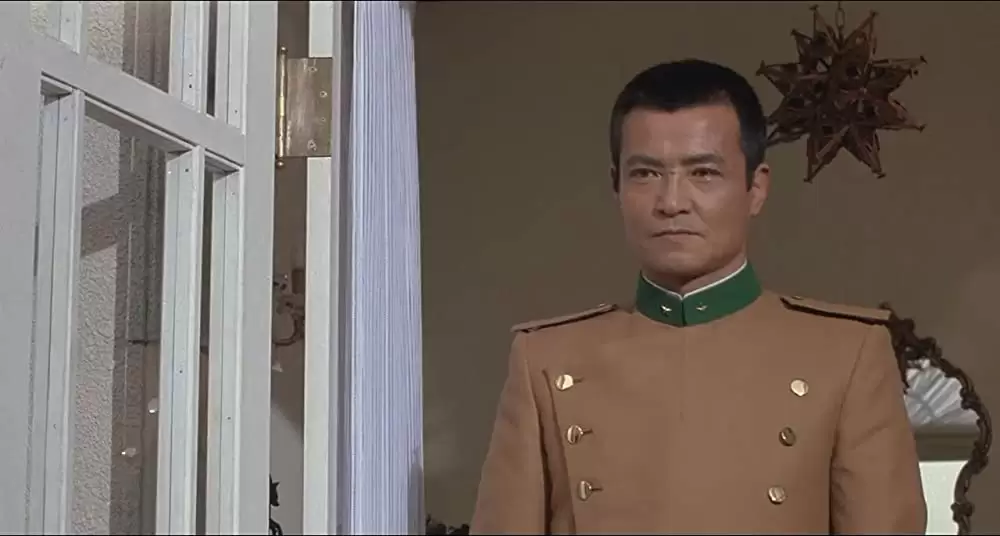 「ミシマ：ア・ライフ・イン・フォー・チャプターズ」緒形拳の画像