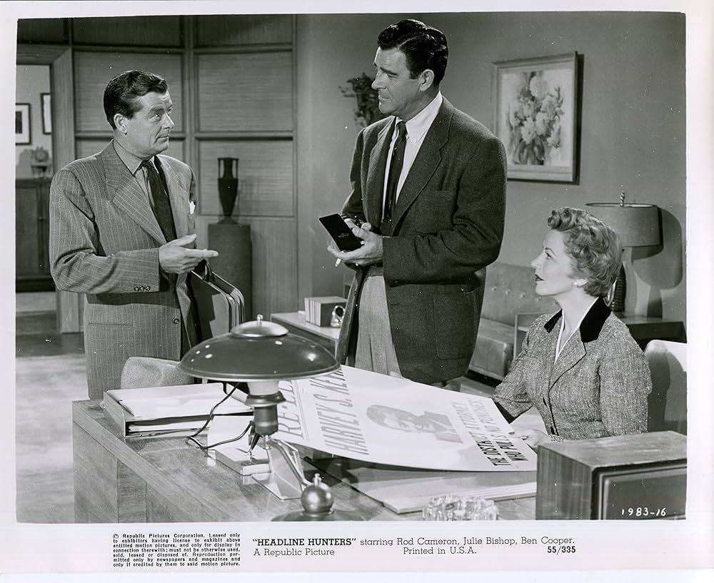 特ダネを追えの画像